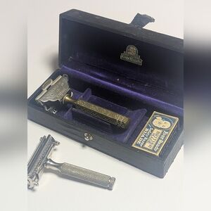 Vintage Rare Ever Ready Pat.1912 Safety Razer Made In England Brass